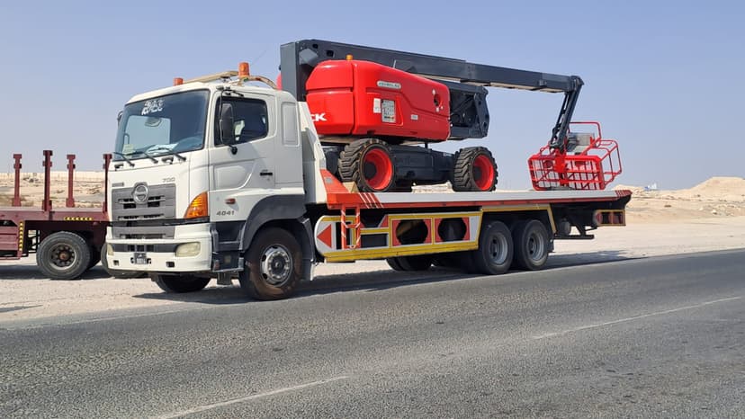 Equipment recovery and transport service 3 to 20 tons UAE